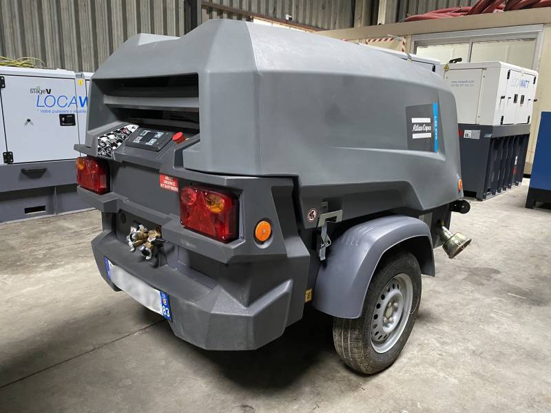 location petit compresseur a air mobile 5m3/Min locawatt connectiques 